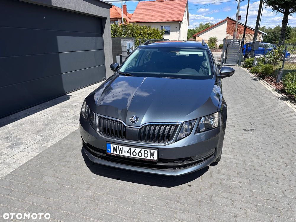 Skoda Octavia 2.0 TDI Ambition DSG - 2