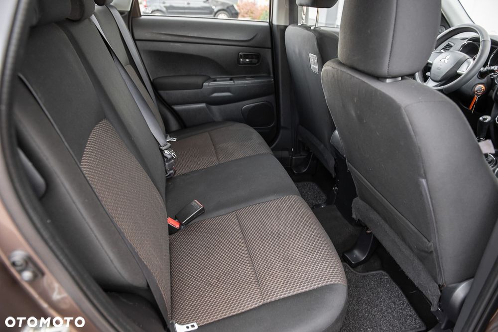 Mitsubishi ASX - 27