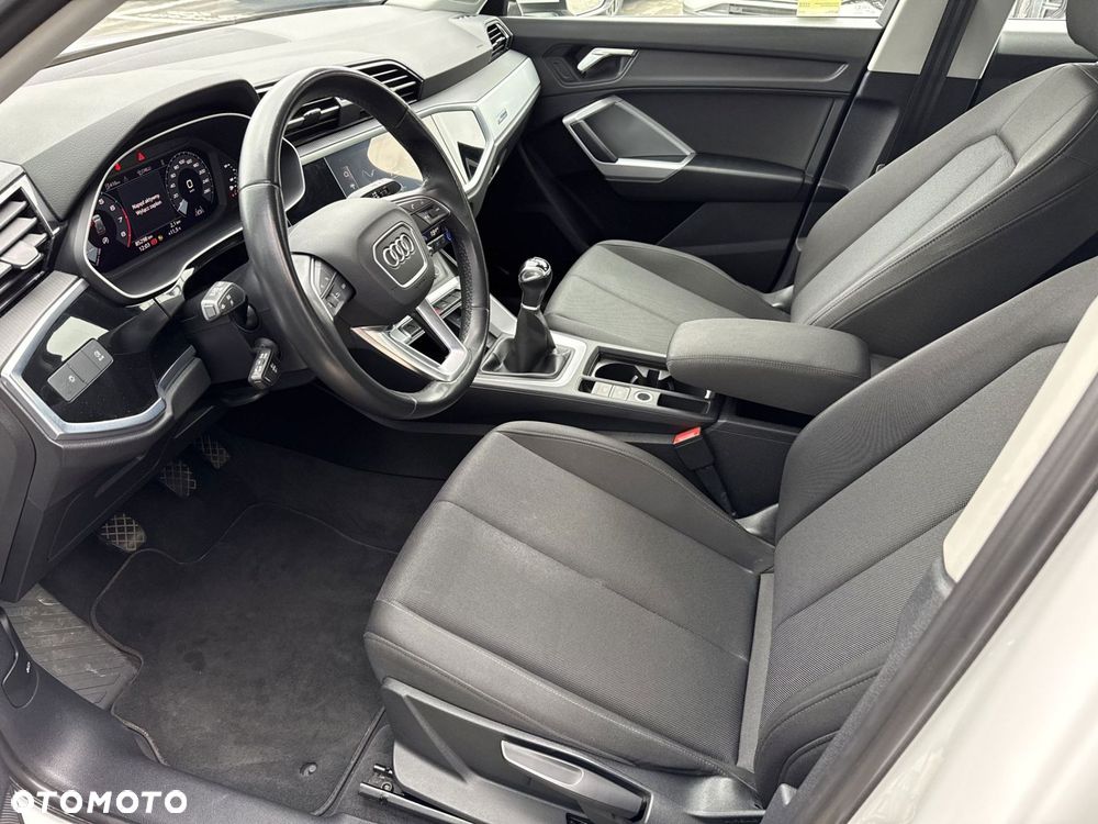 Audi Q3 35 TFSI Advanced - 21
