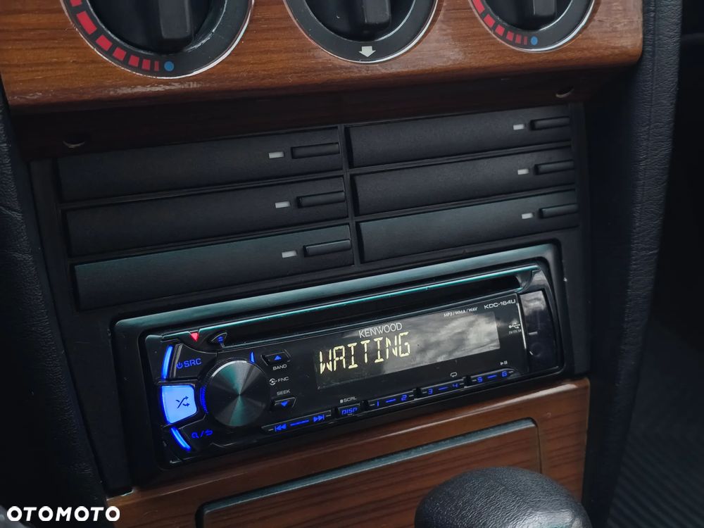 Mercedes-Benz W201 (190) - 26