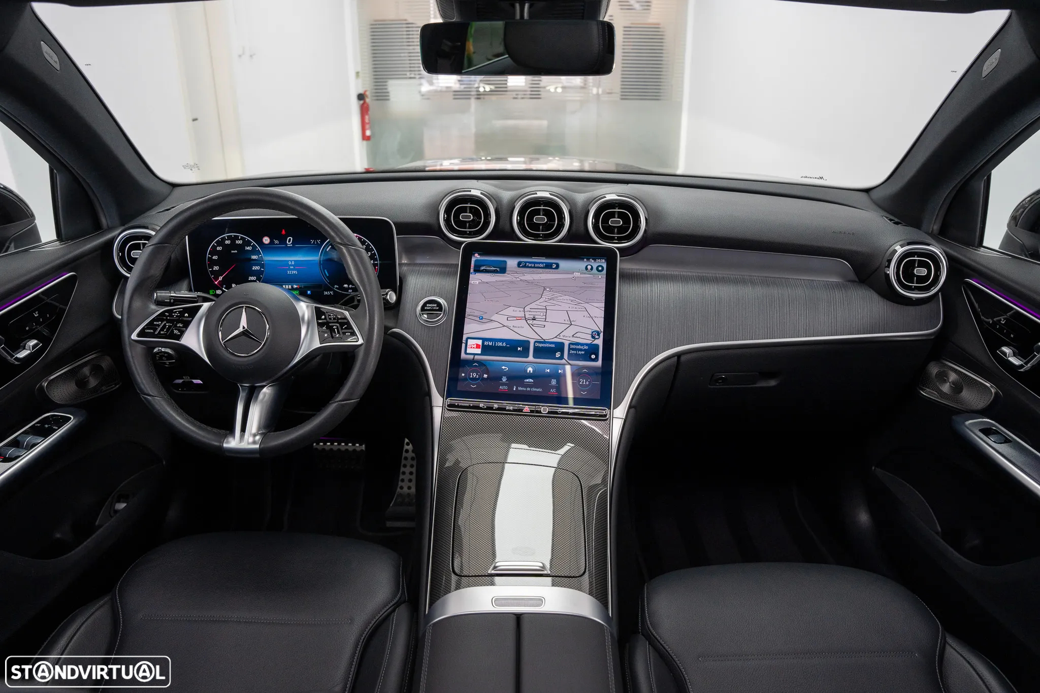 Mercedes-Benz GLC 300 Coupe e 4Matic - 28