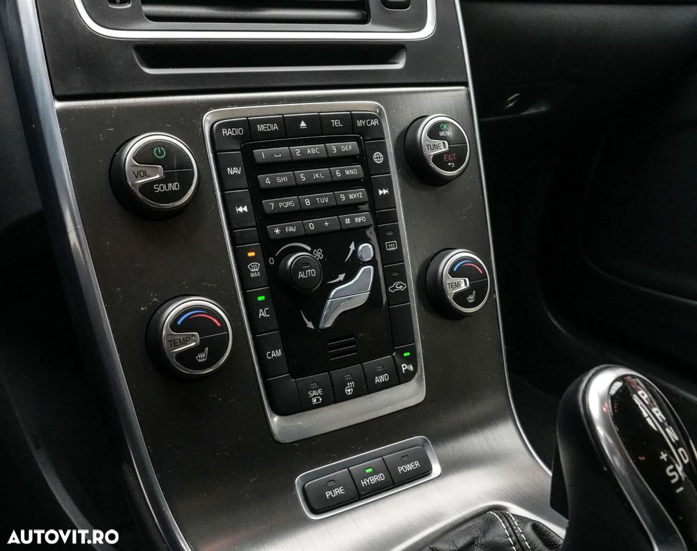 Volvo V60 D5 Summum - 21