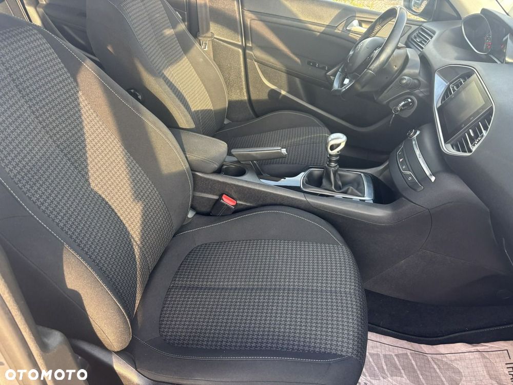 Peugeot 308 BlueHDi 120 Stop & Start Active - 39