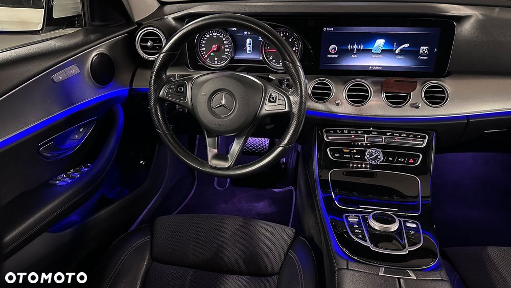 Mercedes-Benz Klasa E 220 d Business Edition 9G-TRONIC - 28