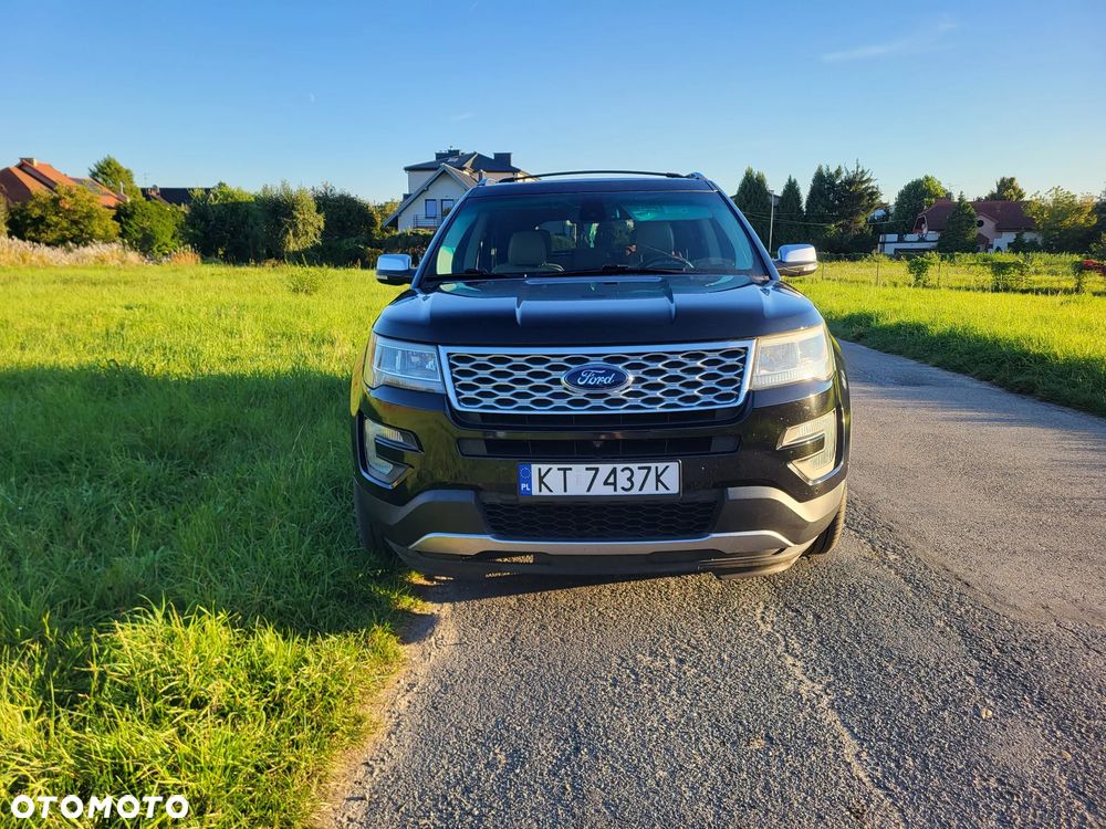Ford Explorer - 31
