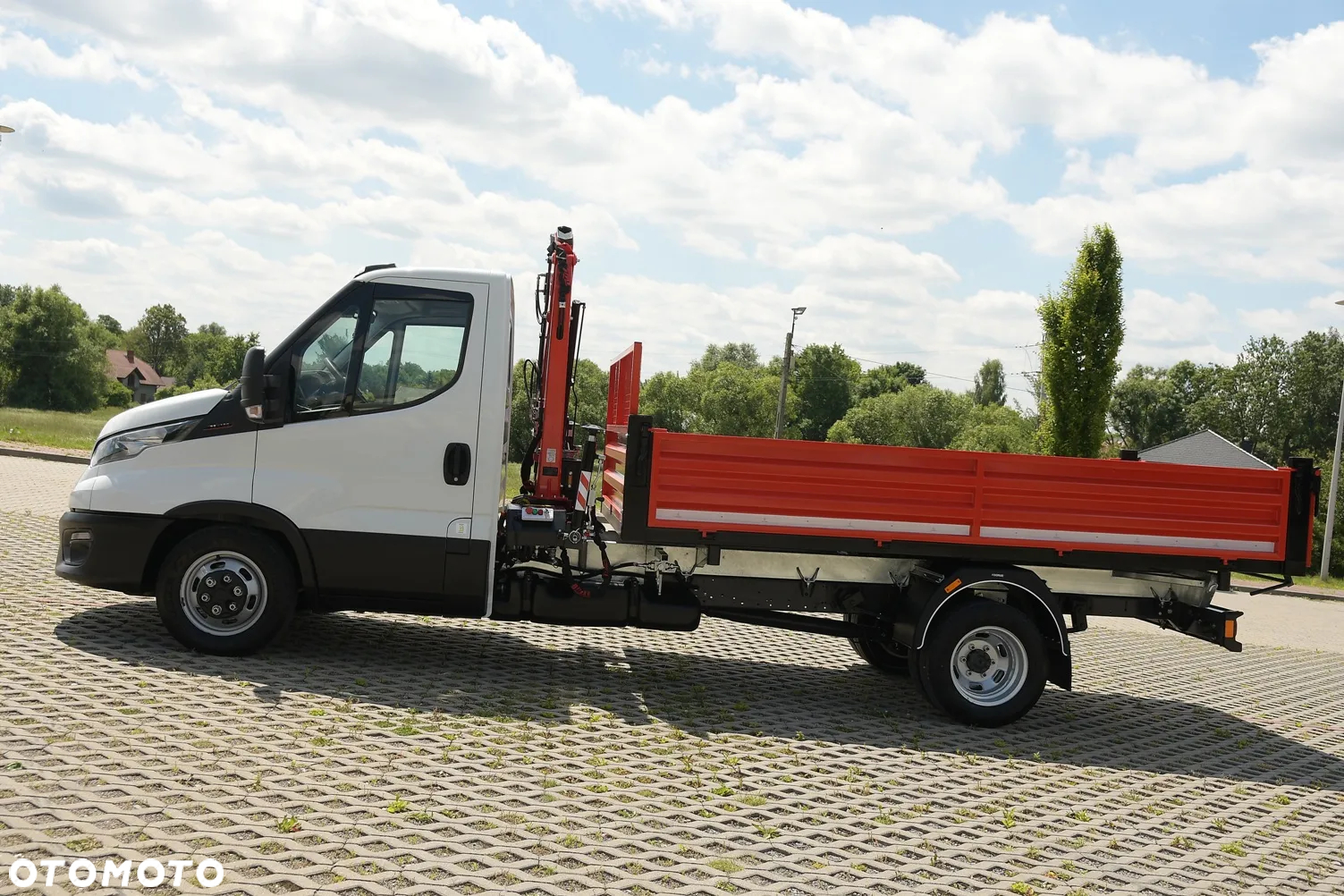 Iveco DAILY 35-180 3.0 HPI 180KM * HDS BEFARD * 2300 Udźwig * 60 tyś km! Wywrotka 3 str* Resor+Poduszka - 12