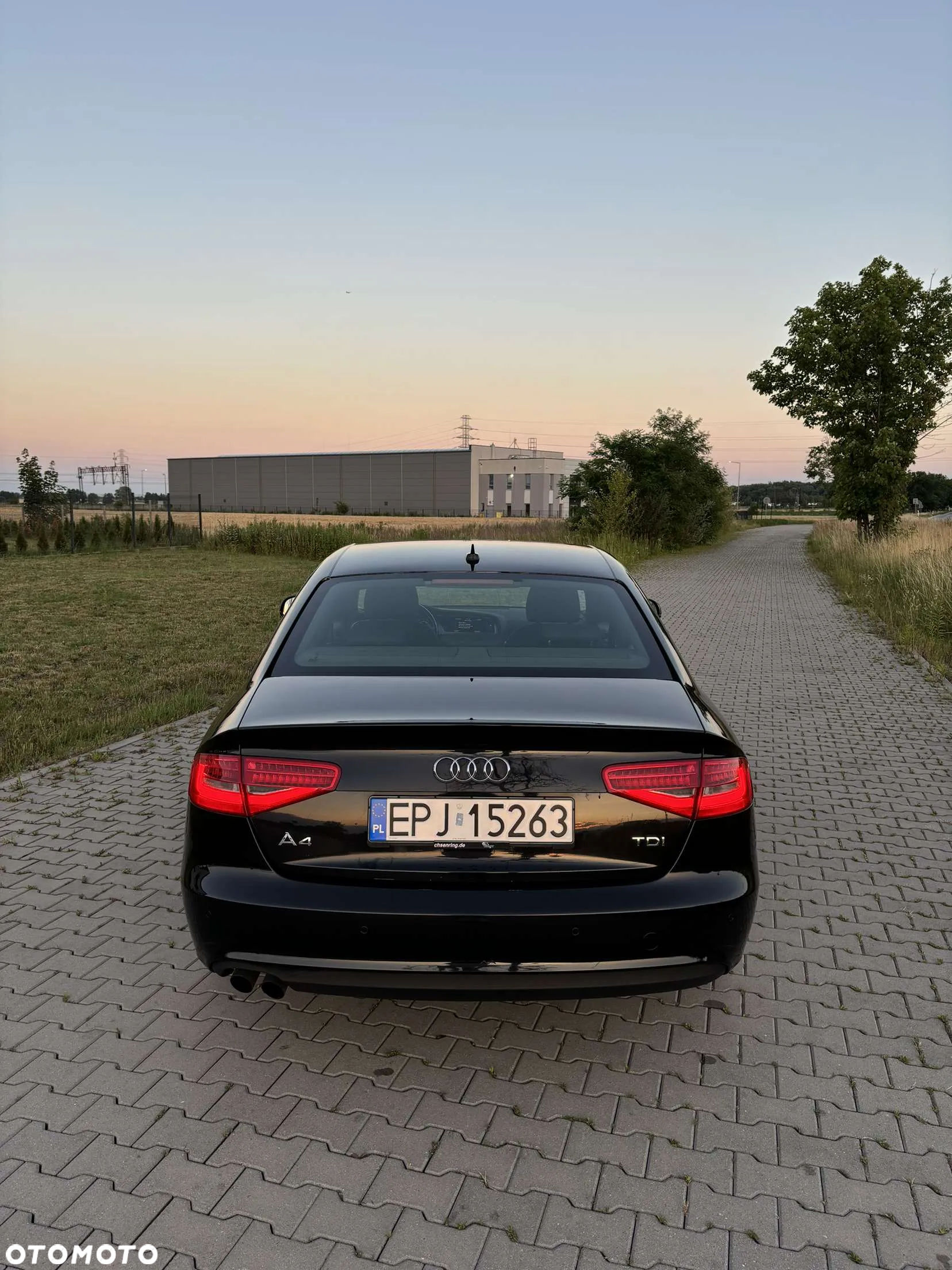 Audi A4 2.0 TDI Multitronic - 10