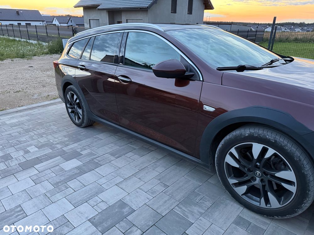 Opel Insignia 2.0 BiTurbo D 4x4 Automatik Exclusive - 4