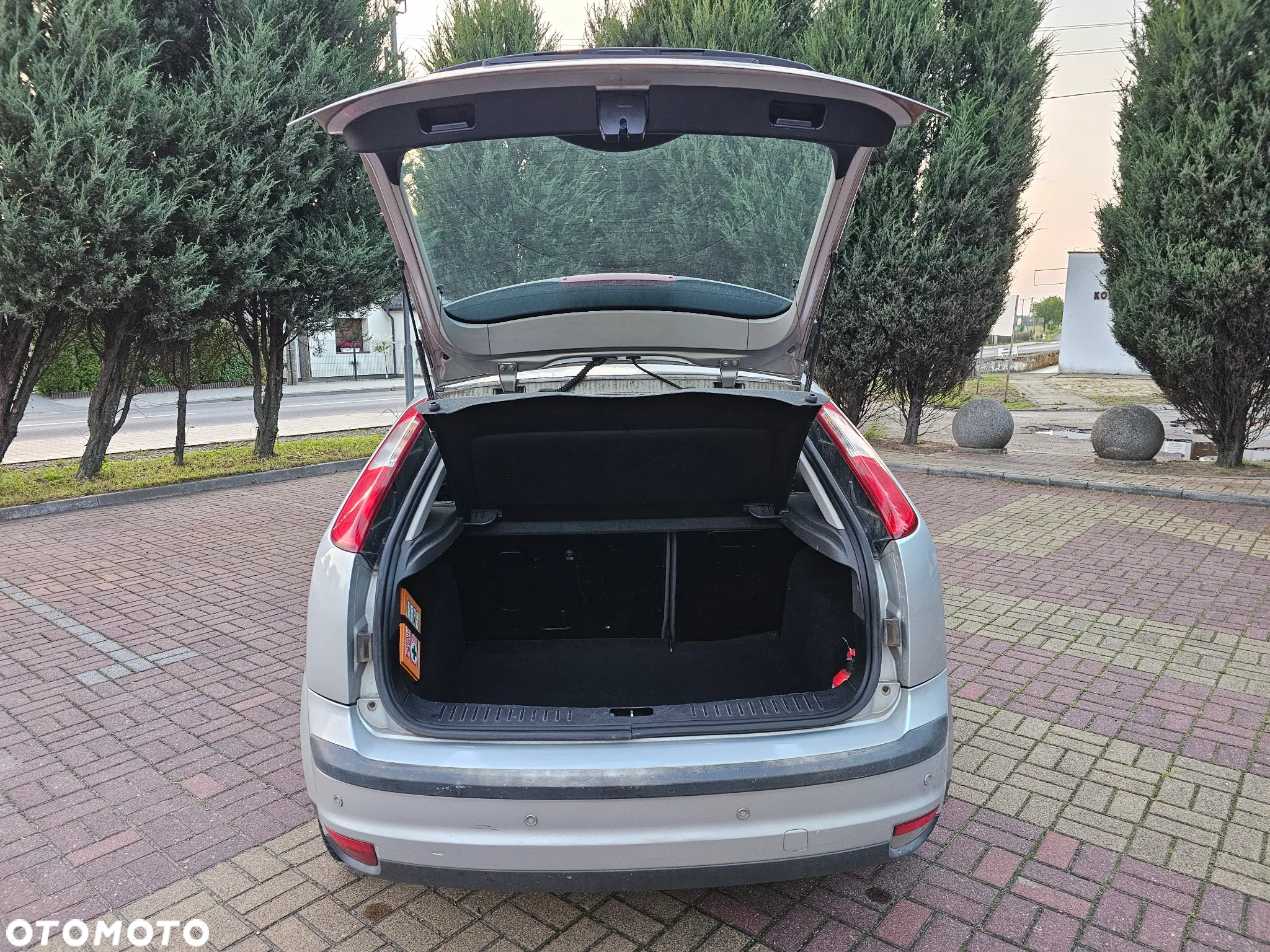 Ford Focus - 12