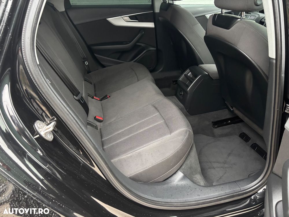 Audi A4 Avant 2.0 TDI Design - 8