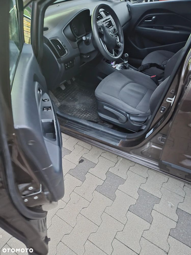 Kia Rio 1.2 M - 5