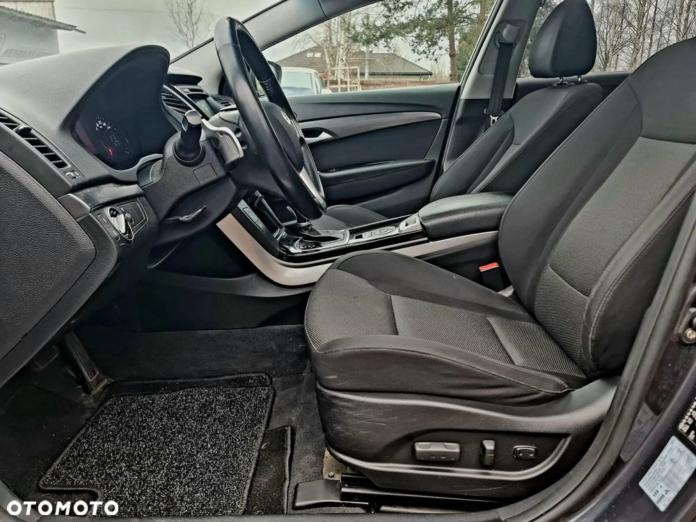 Hyundai i40 Kombi blue 1.7 CRDi DCT Premium - 17