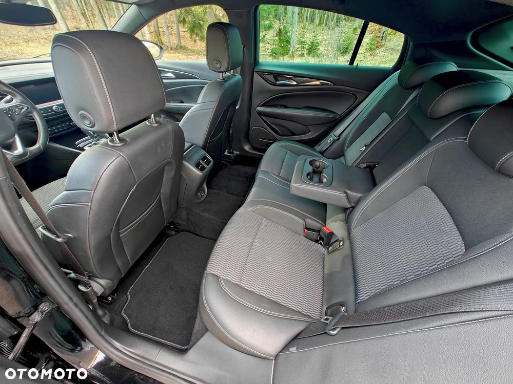 Opel Insignia 1.5 Direct Inj Turbo Exclusive - 36