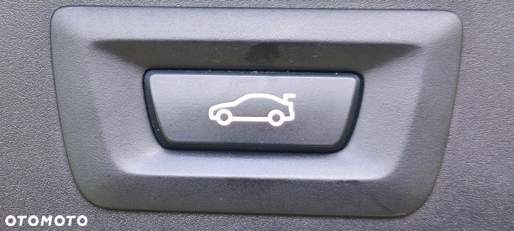 BMW Seria 5 520d xDrive - 15