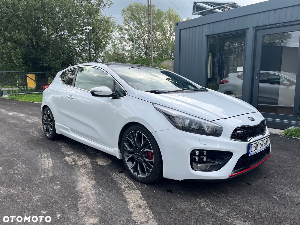 Kia Ceed 1.6 T-GDI GT XL - 1