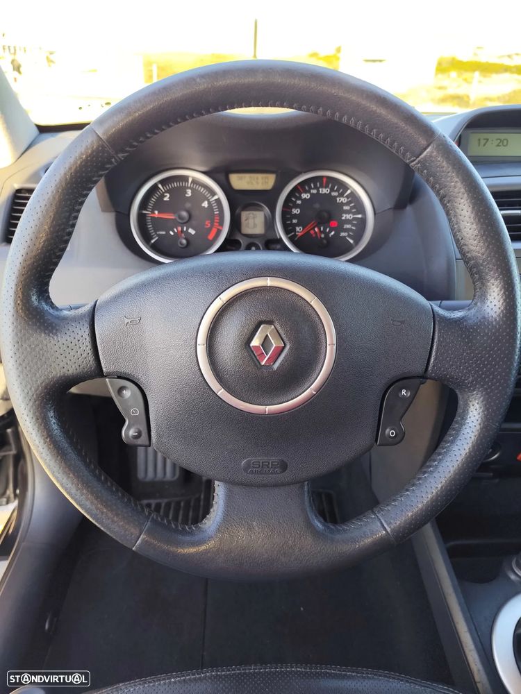 Renault Mégane Break 1.5 dCi Privilège - 4