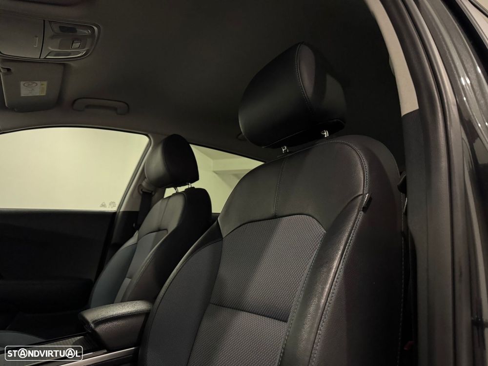 Kia e-Niro 39.2kWh Move 39 - 32