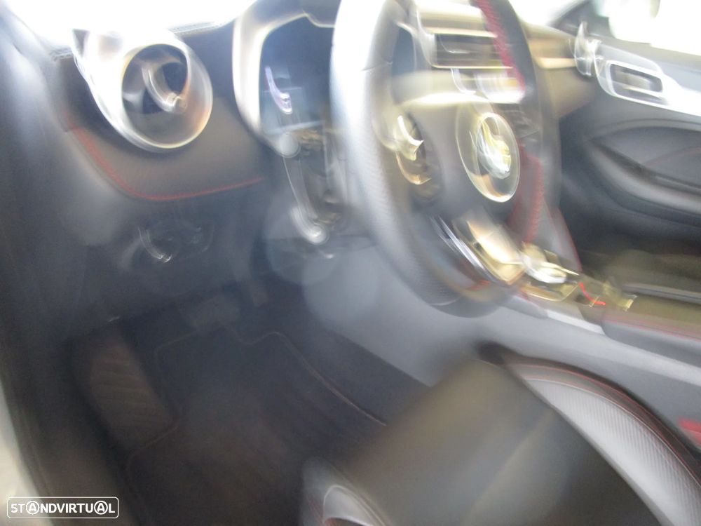 MG ZS Standard Luxury - 36