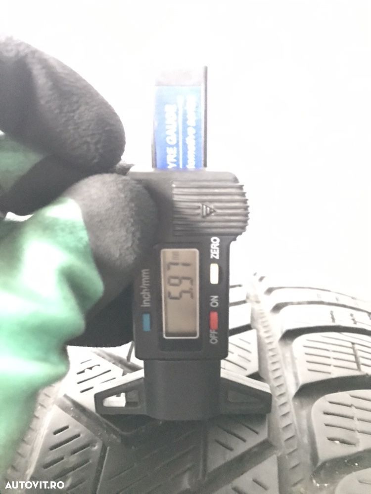 255/50/R20 Pirelli Scorpion Winter - 4