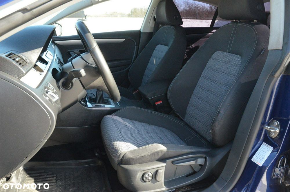 Volkswagen Passat CC 2.0 Blue TDI - 30