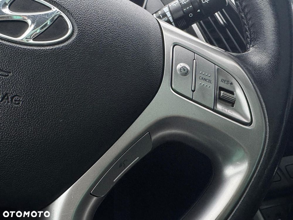 Hyundai ix35 2.0 2WD Style - 18