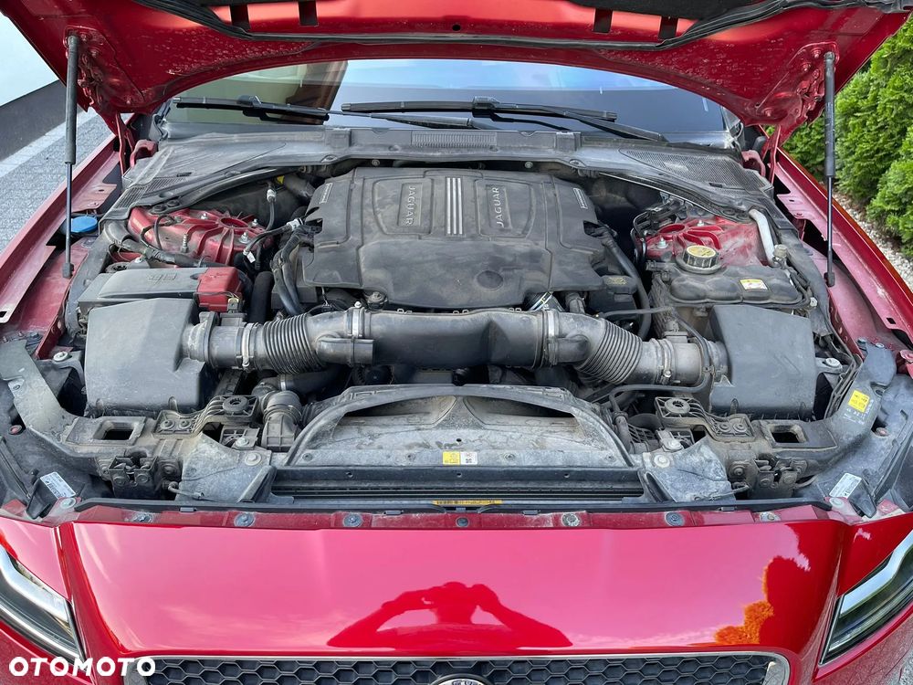 Jaguar XF 3.0 V6 S - 18