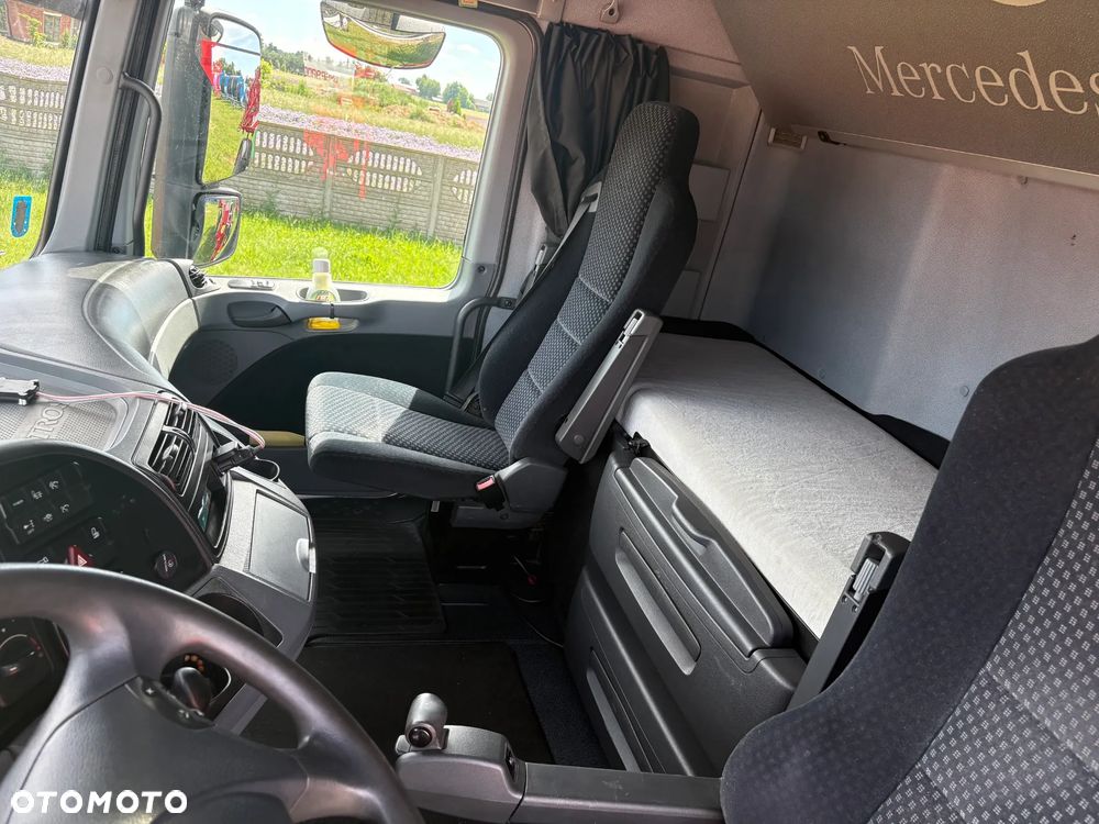 Mercedes-Benz Actros - 6