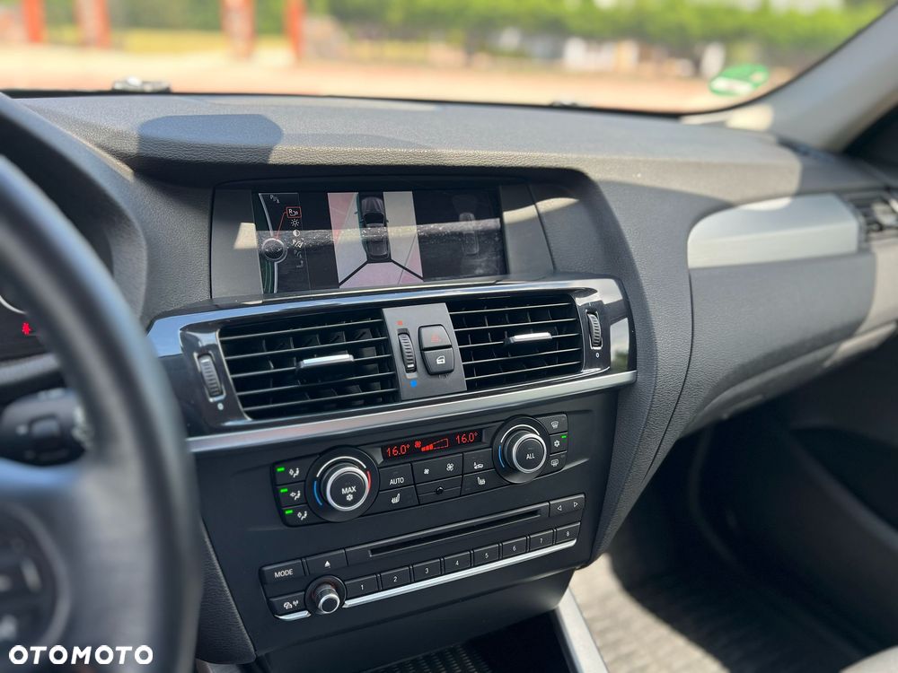 BMW X3 xDrive20d - 10