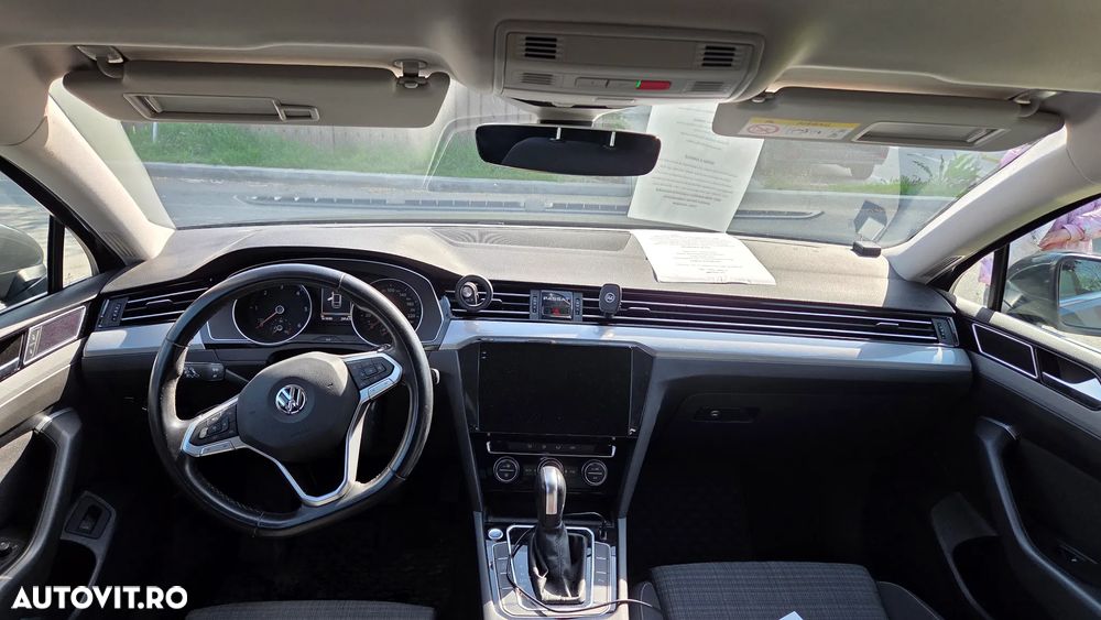 Volkswagen Passat 2.0 TDI DSG Comfortline - 13
