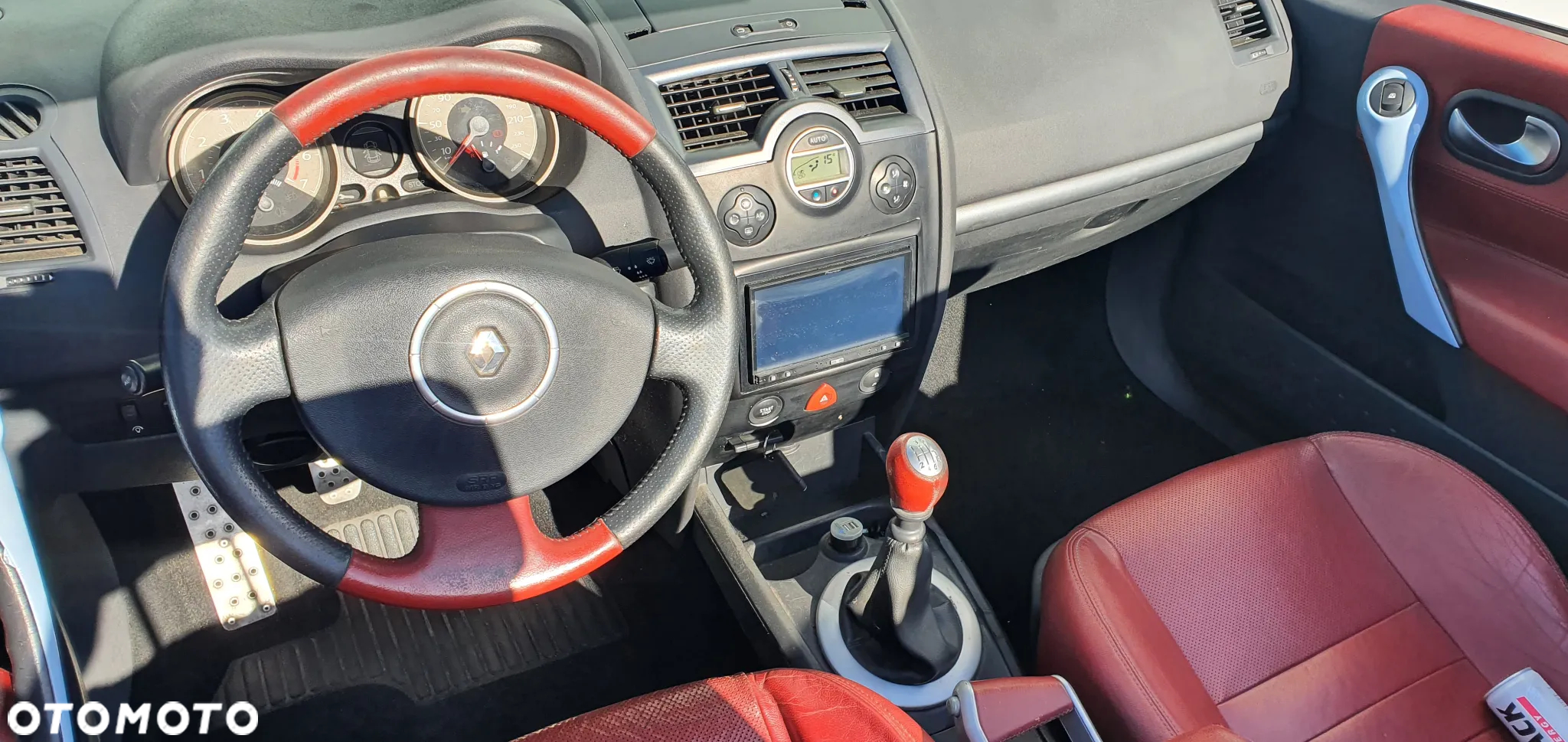Renault Megane 2.0 Turbo Coupe-Cabriolet Privilege - 12