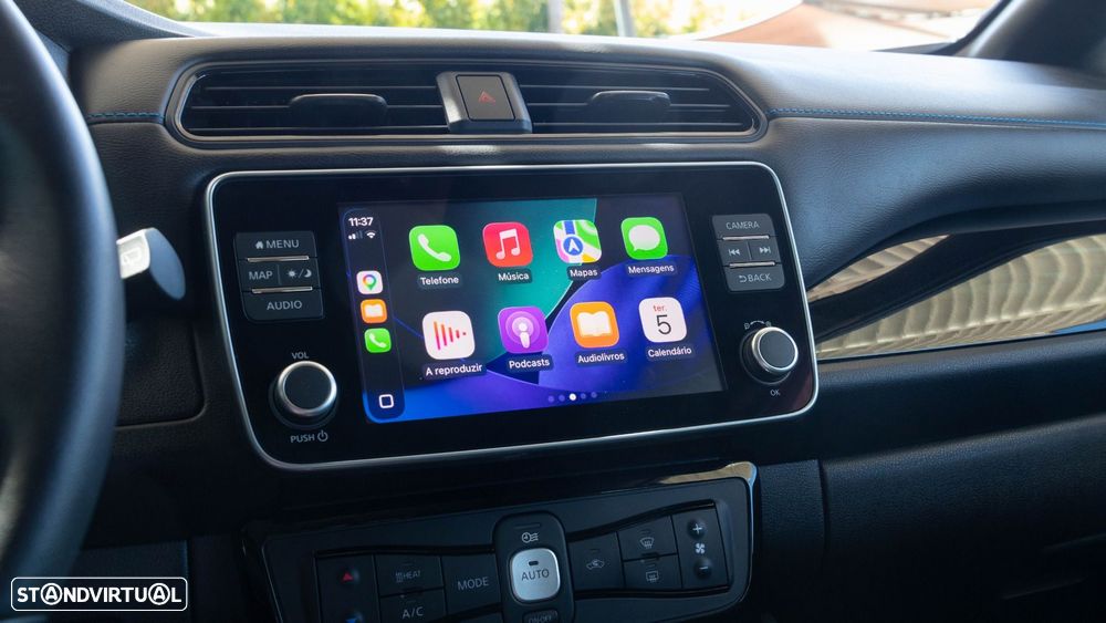 Nissan Leaf N-Connecta - 10