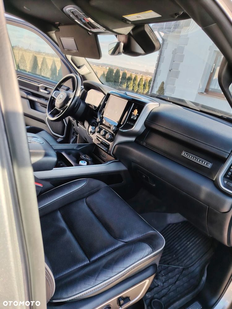 RAM 1500 5.7 Crew Cab Laramie - 13