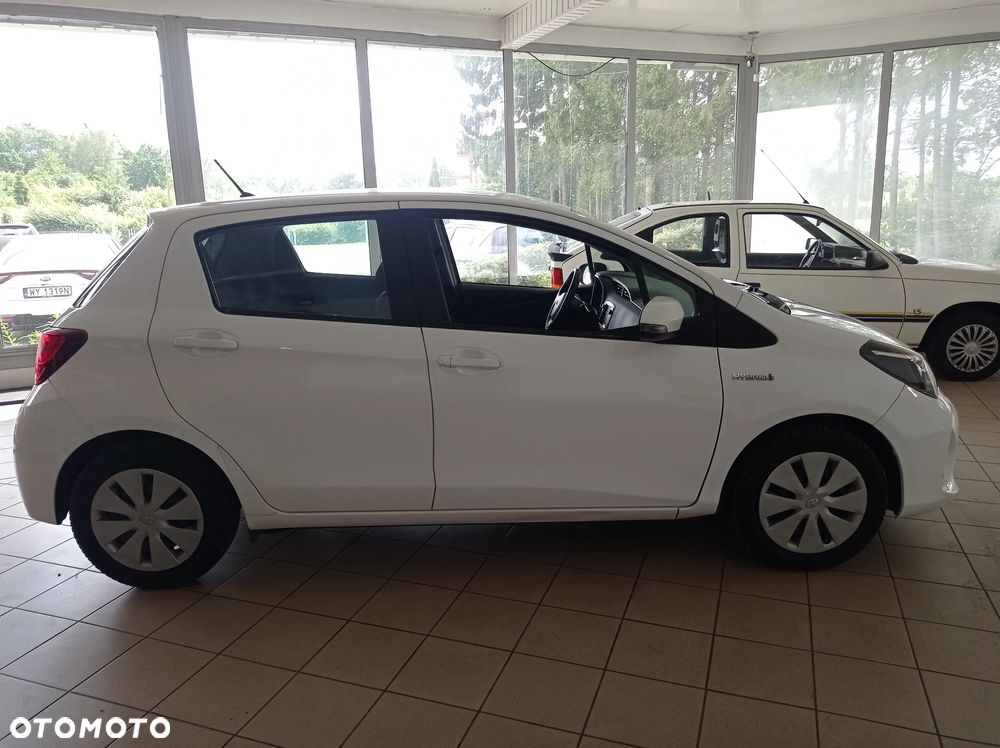Toyota Yaris - 7