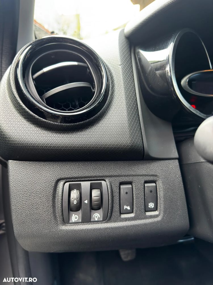 Renault Clio dCi 75 Stop & Start Expression - 8