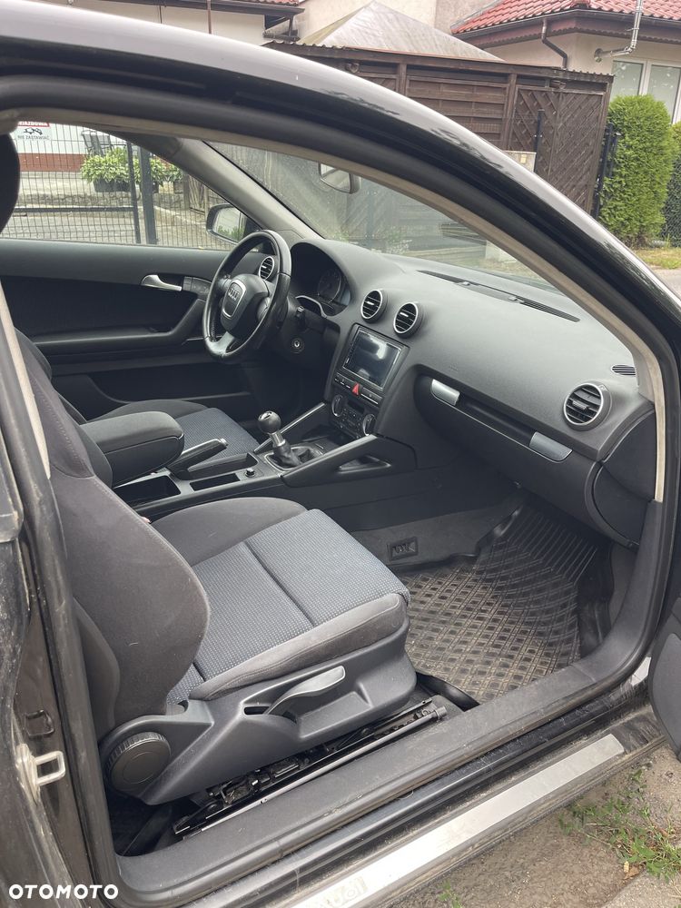 Audi A3 Sportback - 3