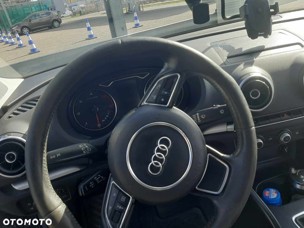 Audi A3 Limousine 1.6 TDI (clean diesel) Ambition - 2