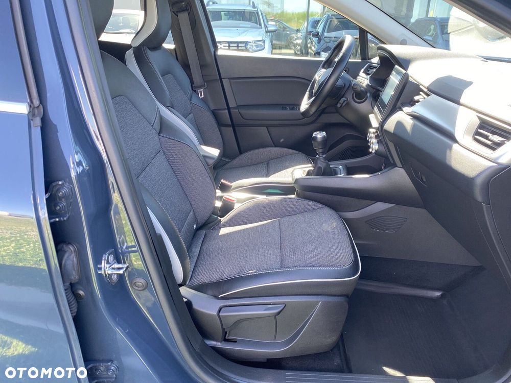 Renault Captur - 16
