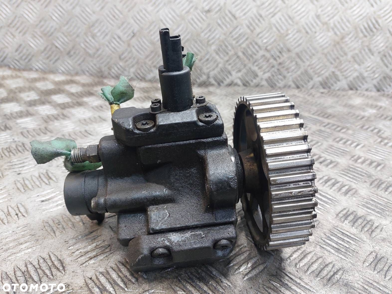 POMPA WTRYSKOWA + WTRYSKIWACZ KOMPLET + LISTWA PEUGEOT 307 I 2.0 HDI - 11