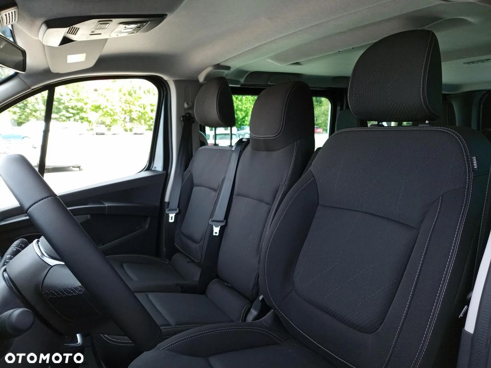 Renault Trafic - 10