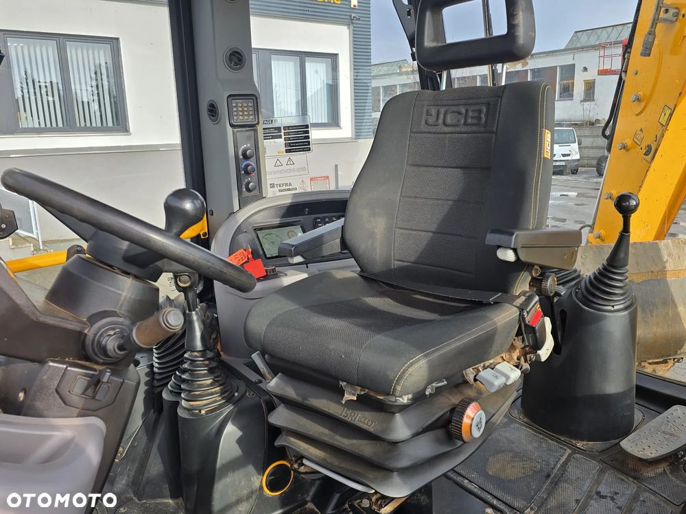 JCB 3 CX - 8