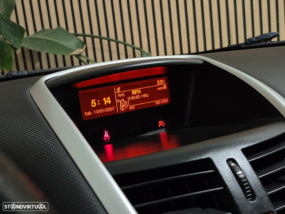 Peugeot 207 1.4 HDi Sport - 14