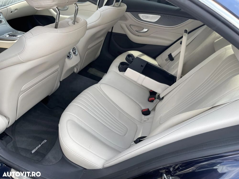 Mercedes-Benz CLS - 27