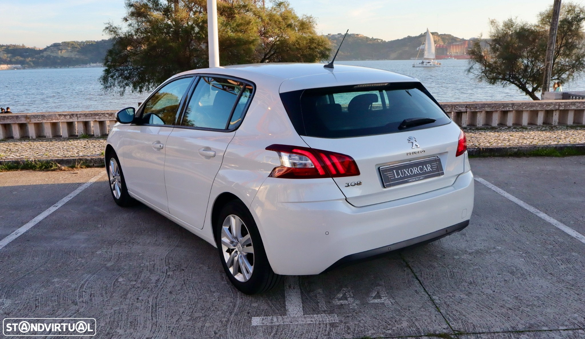 Peugeot 308 - 4