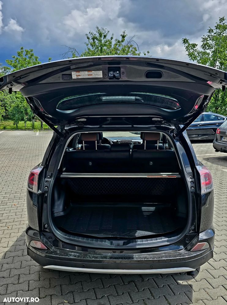 Toyota RAV4 - 17