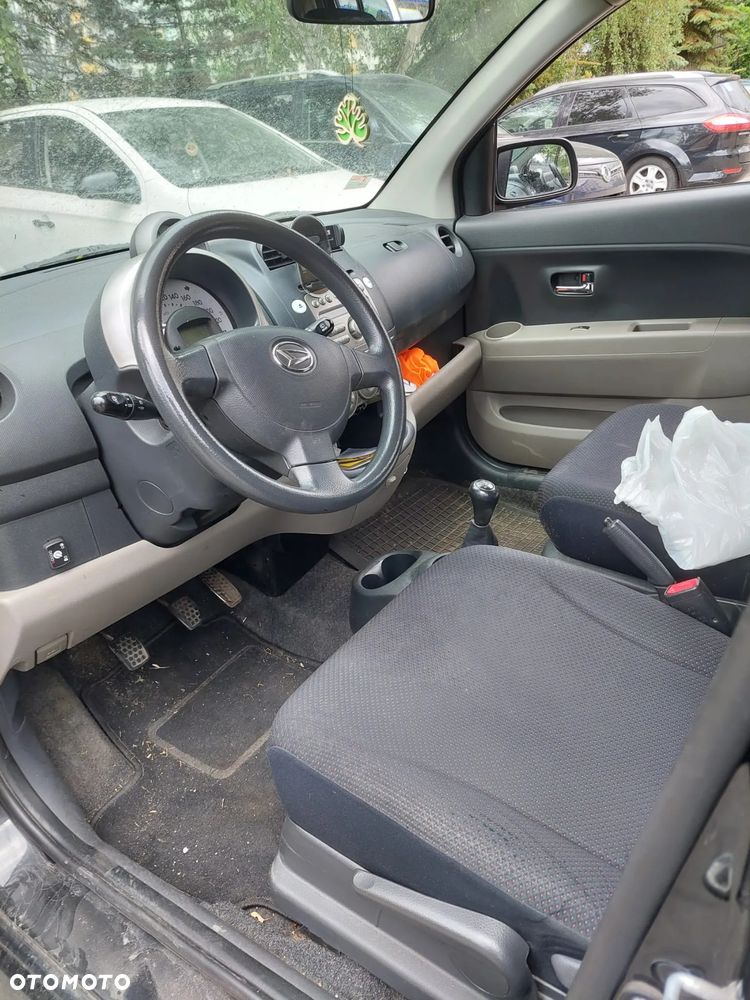 Daihatsu Sirion 1.3 - 5