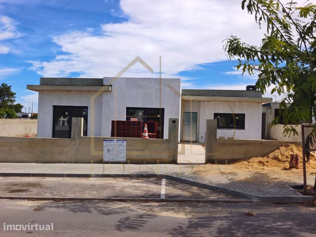 Magnífica Moradia T3 com Garagem e Piscina. Azeitão - Grande imagem: 4/60