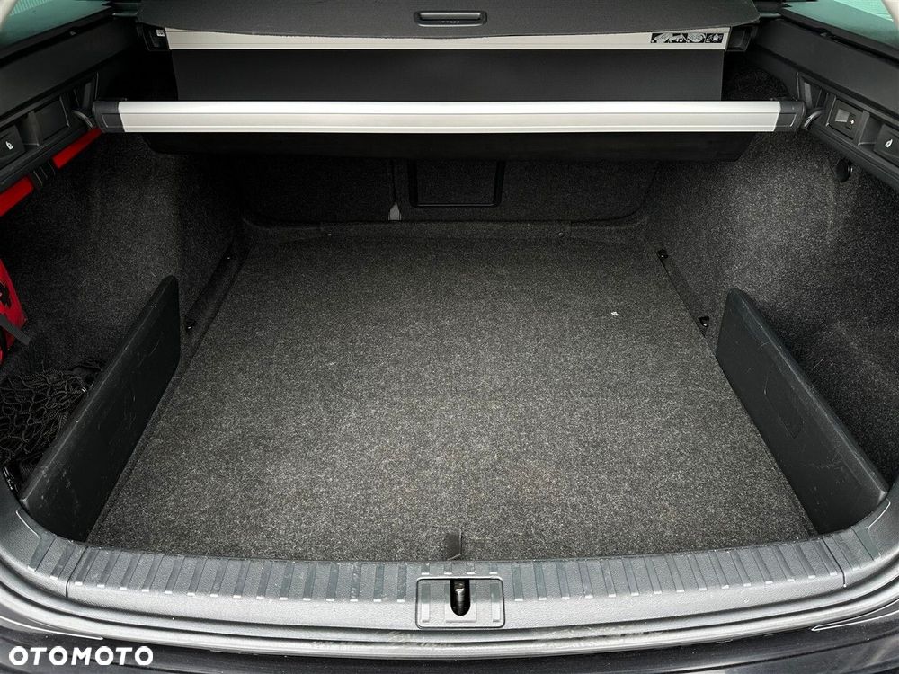 Skoda Octavia 2.0 TDI SCR Style DSG - 9