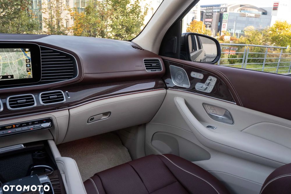 Mercedes-Benz GLS Maybach 600 4-Matic - 28
