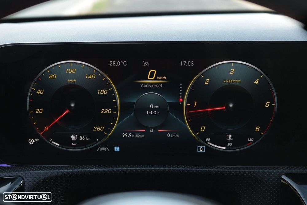 Mercedes-Benz A 180 d AMG Line - 44