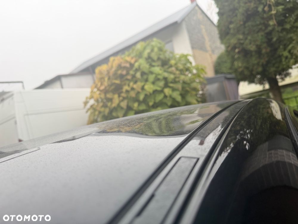 BMW Seria 3 320i - 10